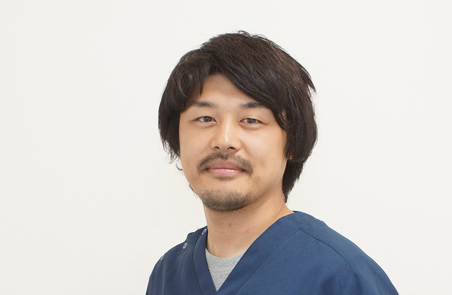 院長 東 崇文